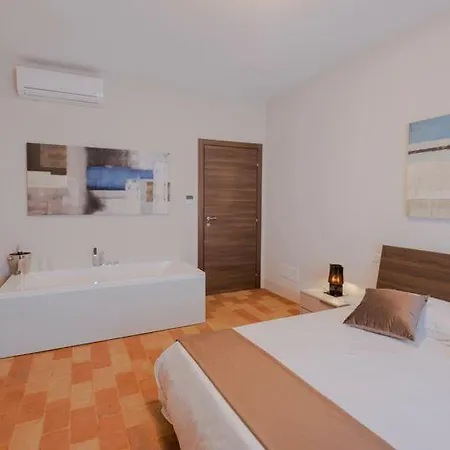 公寓 Borgo Sant'anna 贝托纳
